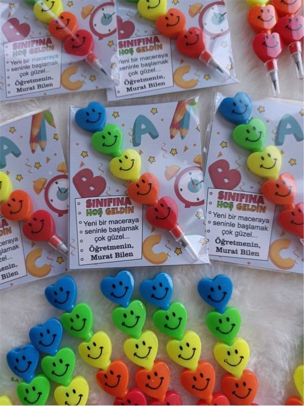 Sınıfına Hoş Geldin Kalpli Emoji Yumurtlayan Kalem (Öğretmen İsimli…